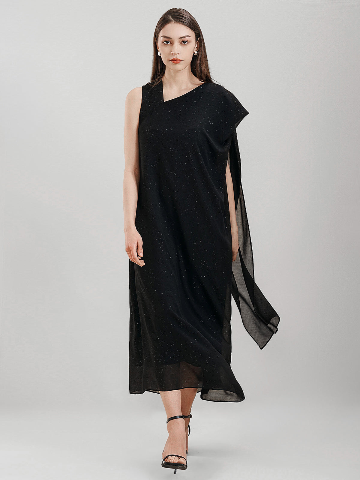 One-Sleeve Asymmetric Neck Maxi Dress