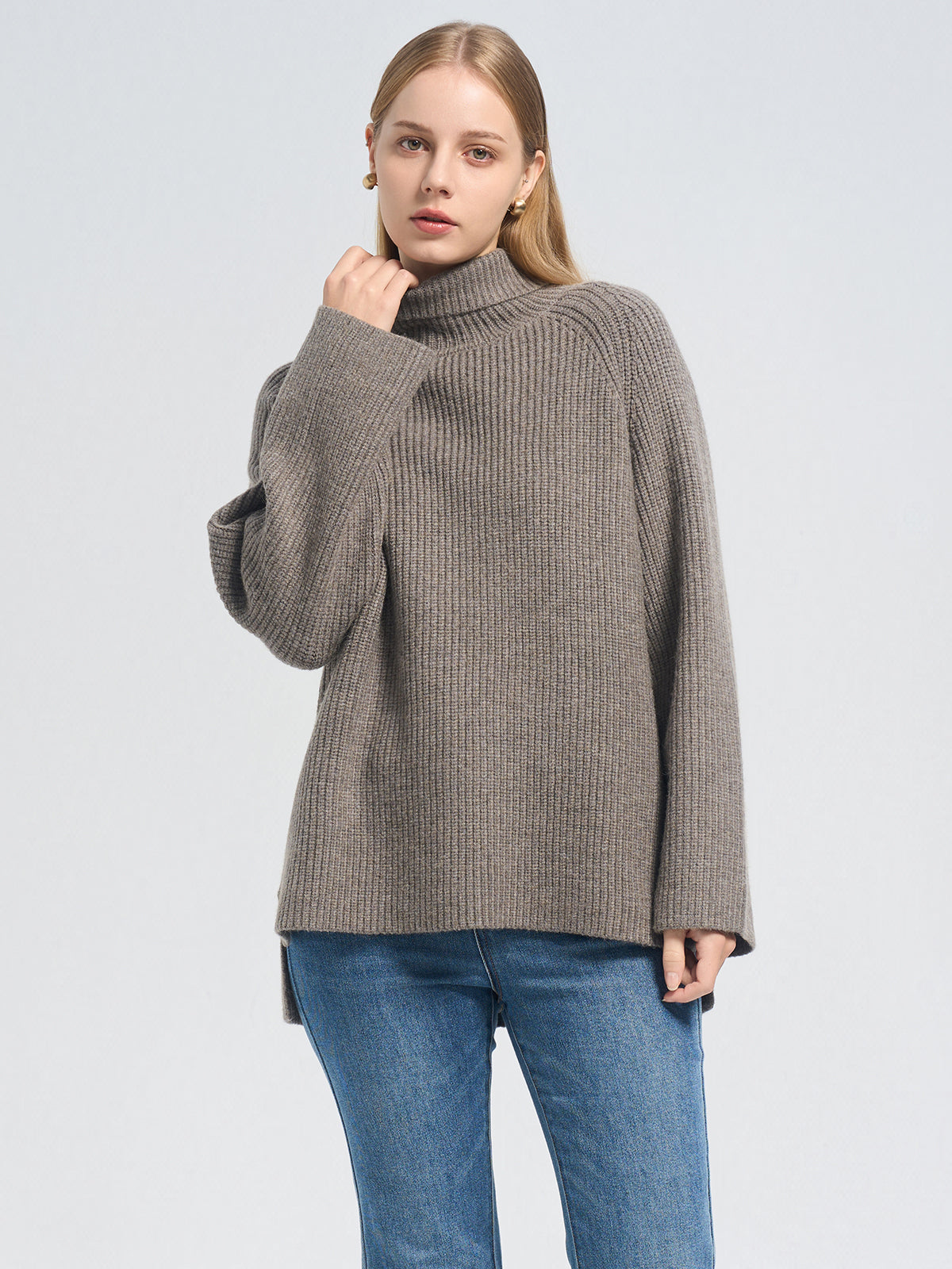 Turtleneck Dorp Shoulder Sweater