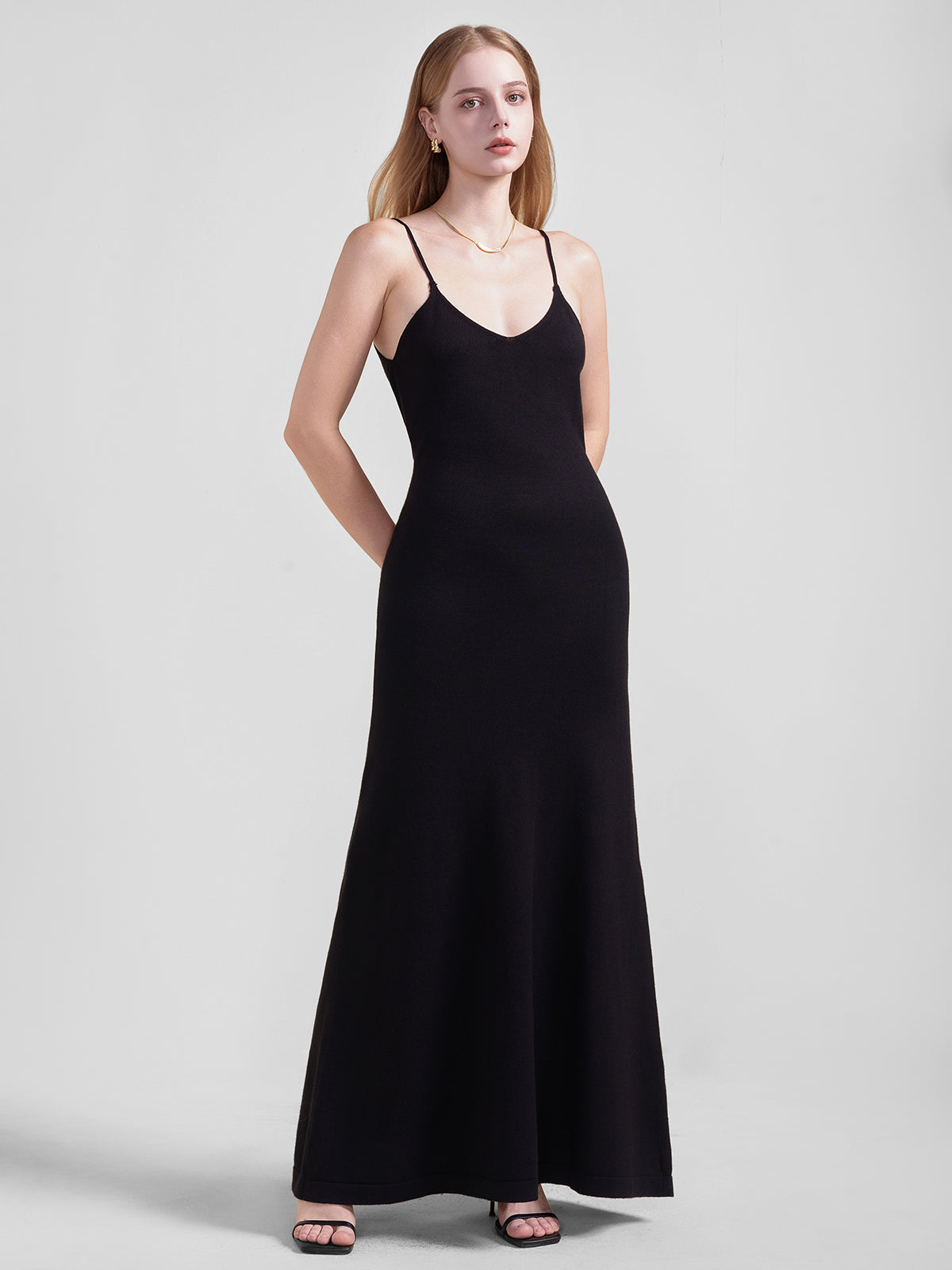 V-Neck Spaghetti Strap Knit Maxi Dress