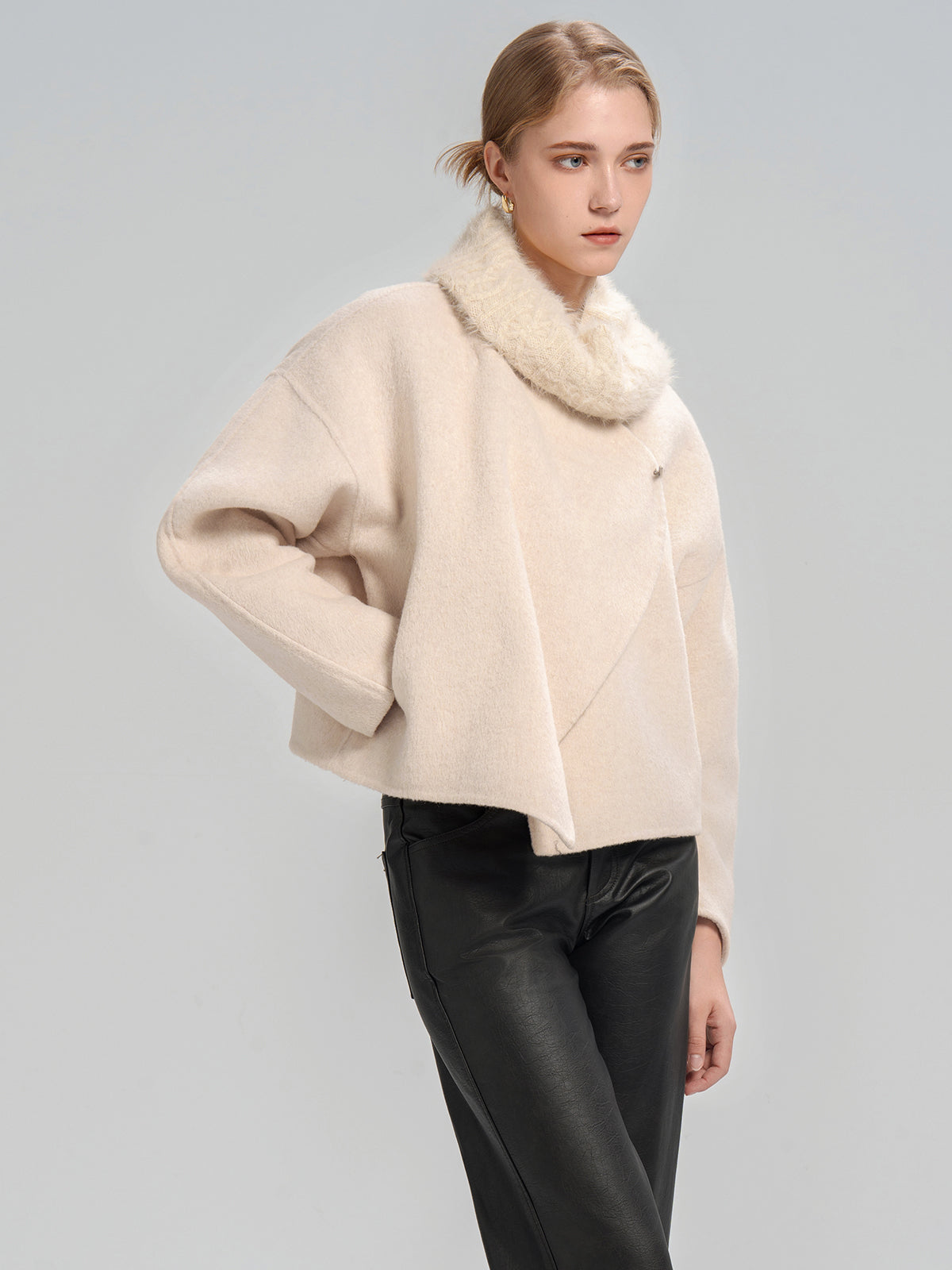 Cropped Woolen Jacket With Scarf