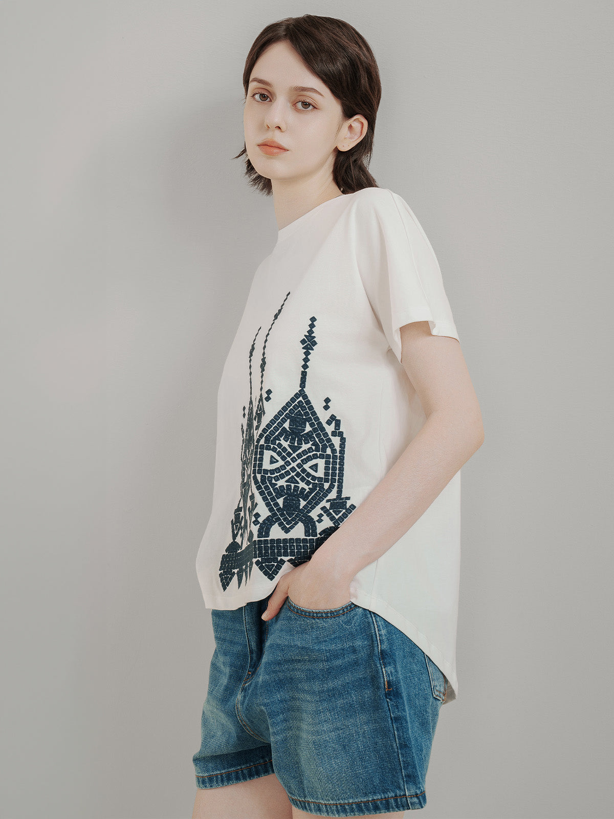 Embroidered Short Sleeve T-Shirt