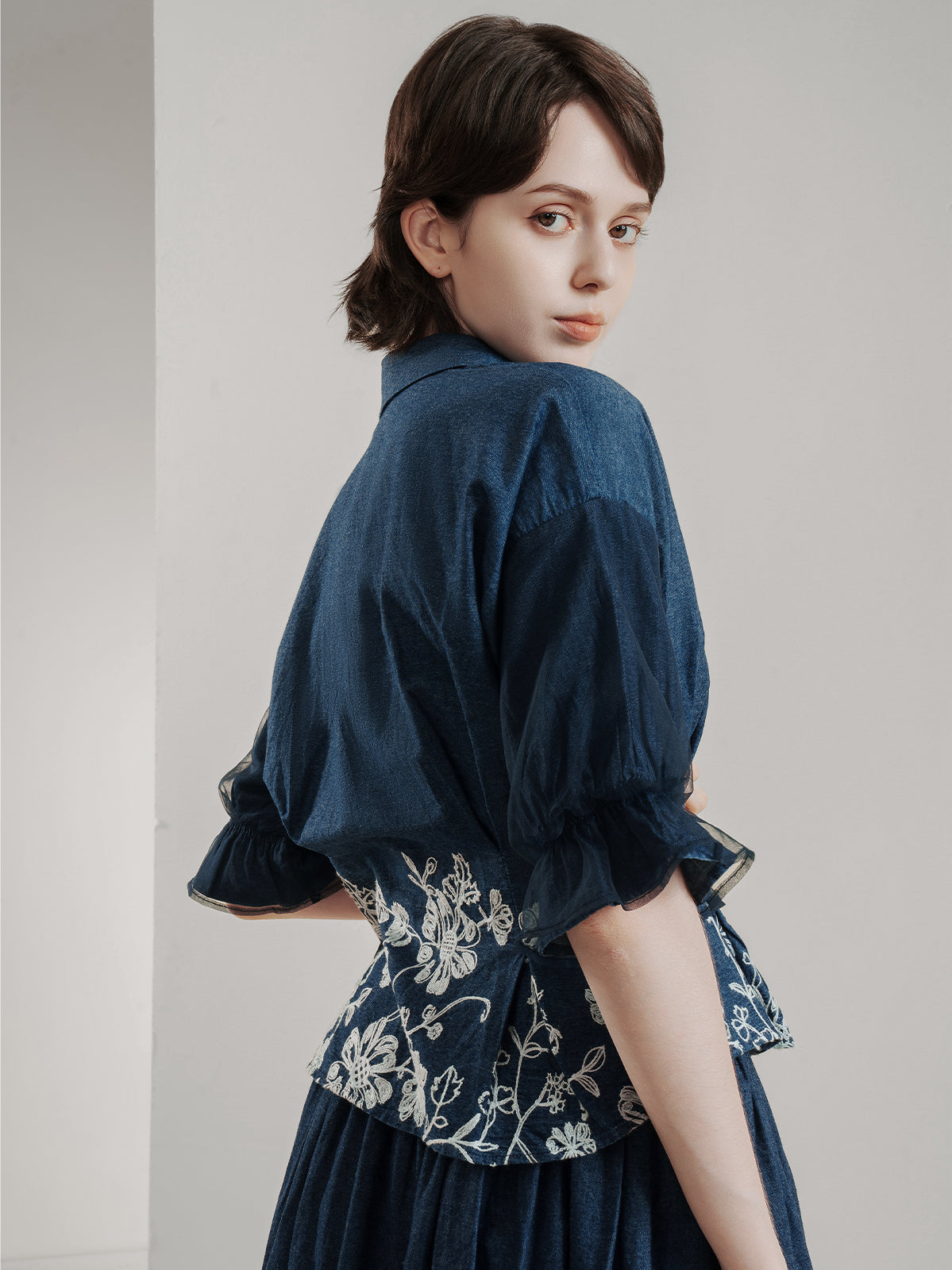 Bloom Embroidery Cinched Shirt