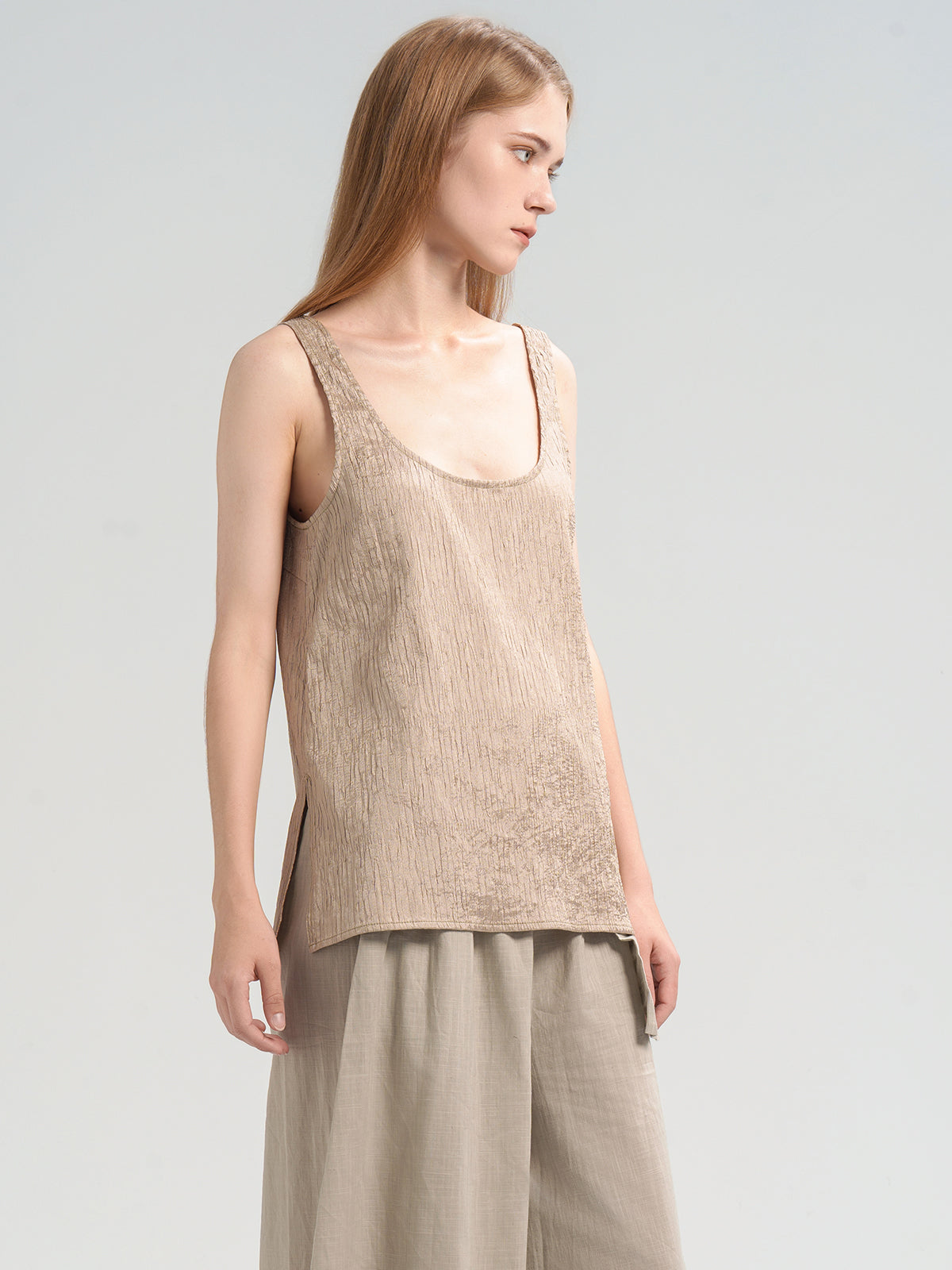 Textured Scoop Neck Tank